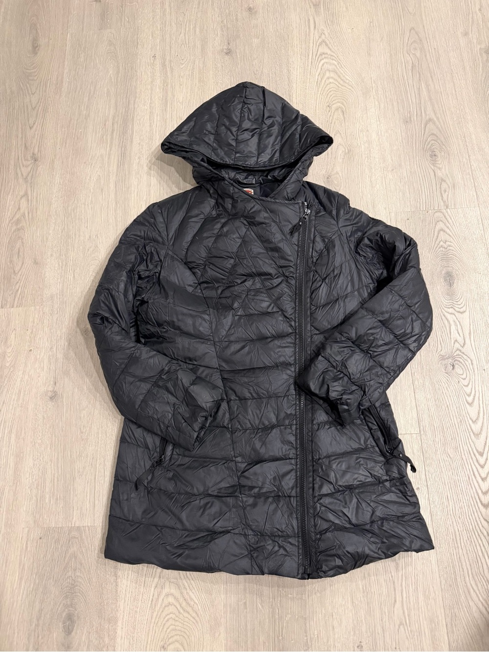 1 Madison Expedition exclusive Down puffer coat with hood and pockets